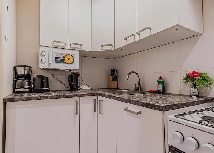 Stylish 2 Bedroom For Long Stays, Super *